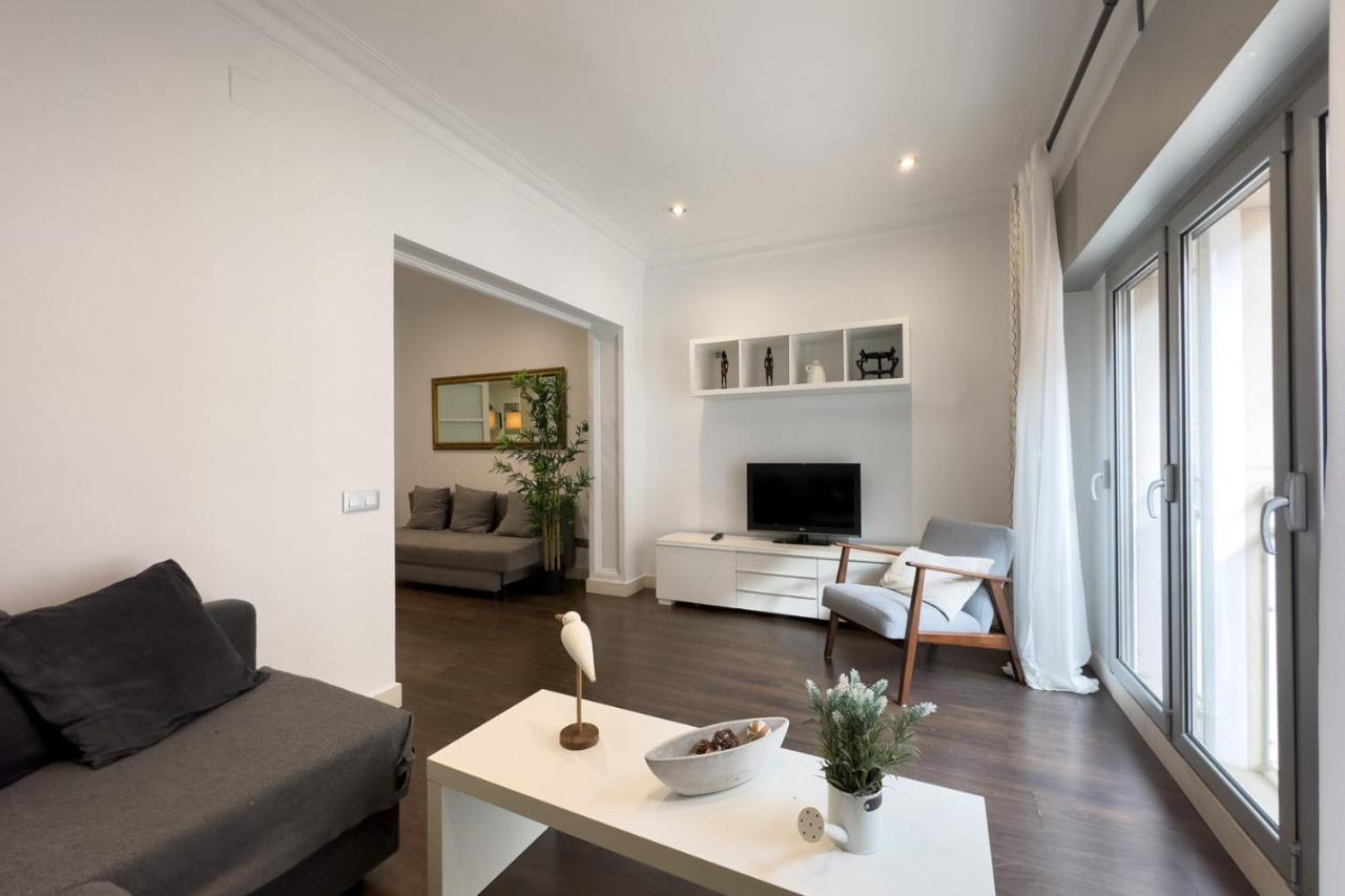 Key Sagrada Família&Park Guell Apartment Barcelona Bagian luar foto